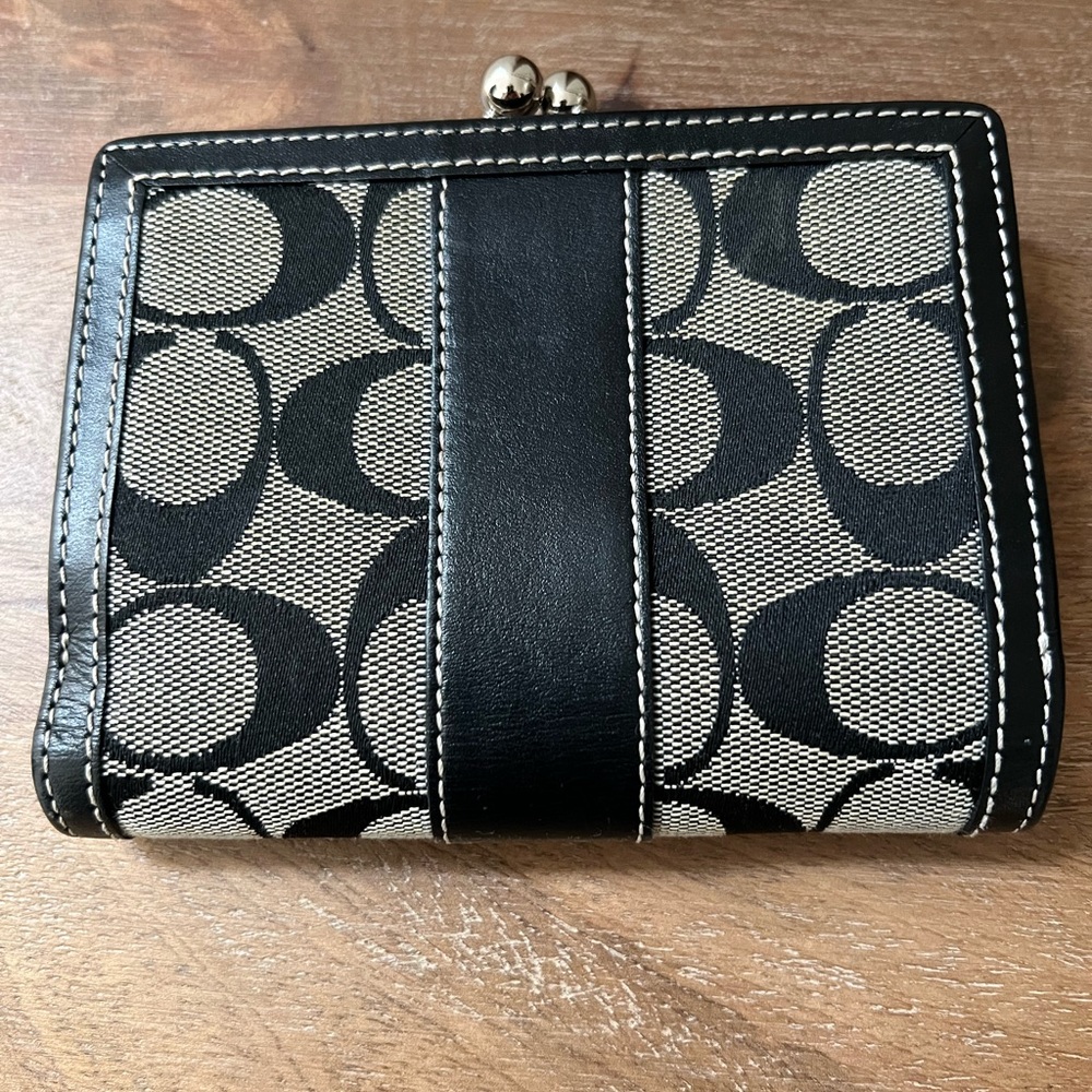 COACH Wallet - Picture 3 of 7